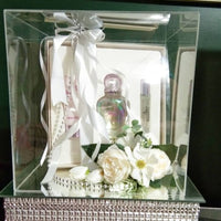 Hantaran - Mirror-based Acrylic Box (for rent)