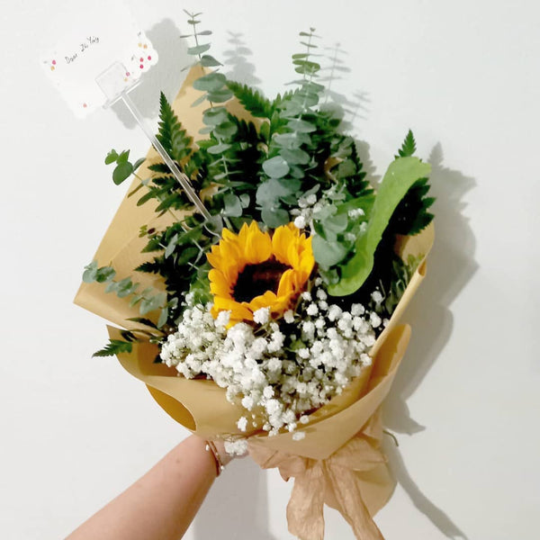 Hand Bouquet - Distinct Sunflower